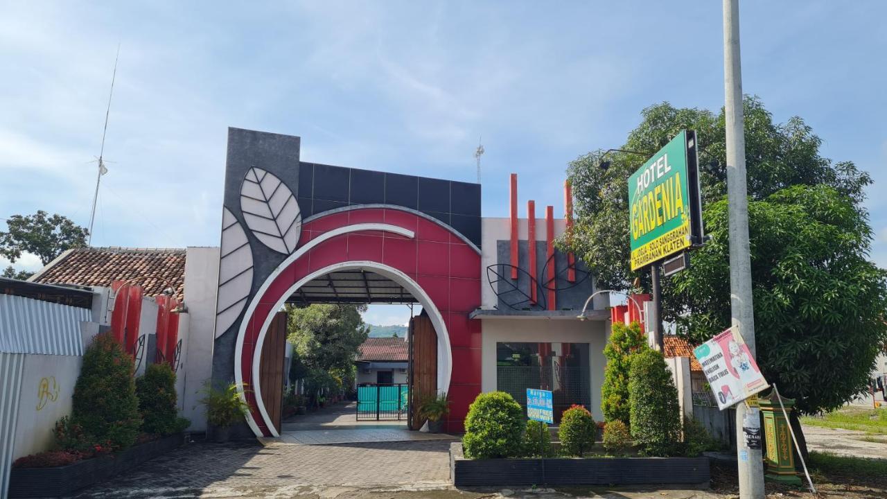 Oyo 90831 Hotel Gardenia Prambanan Solo Esterno foto