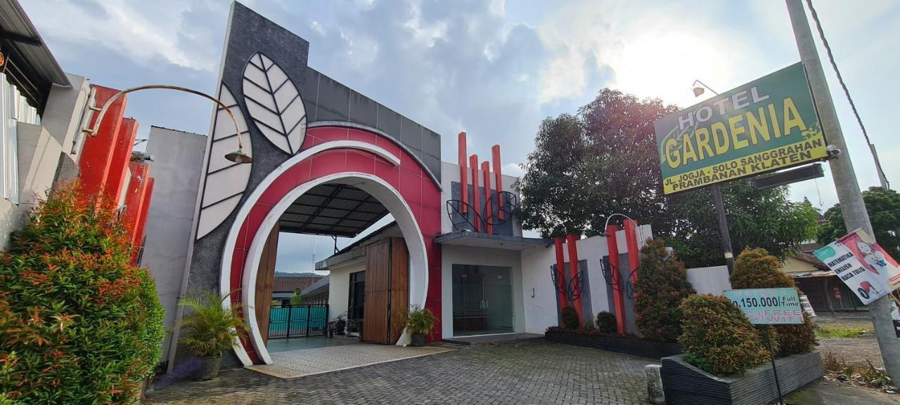 Oyo 90831 Hotel Gardenia Prambanan Solo Esterno foto